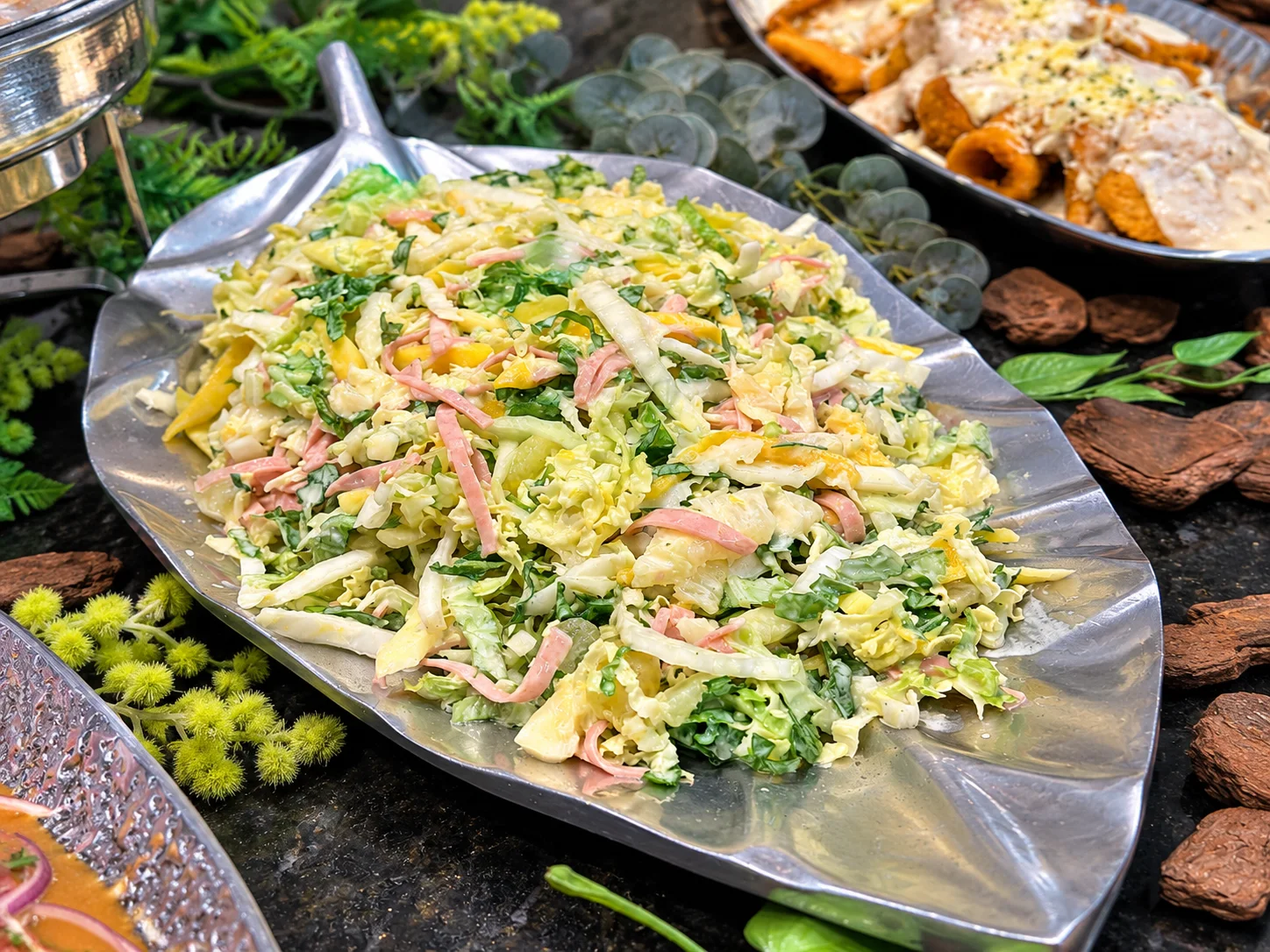 Salada tropical — foto do Buffet André Melo